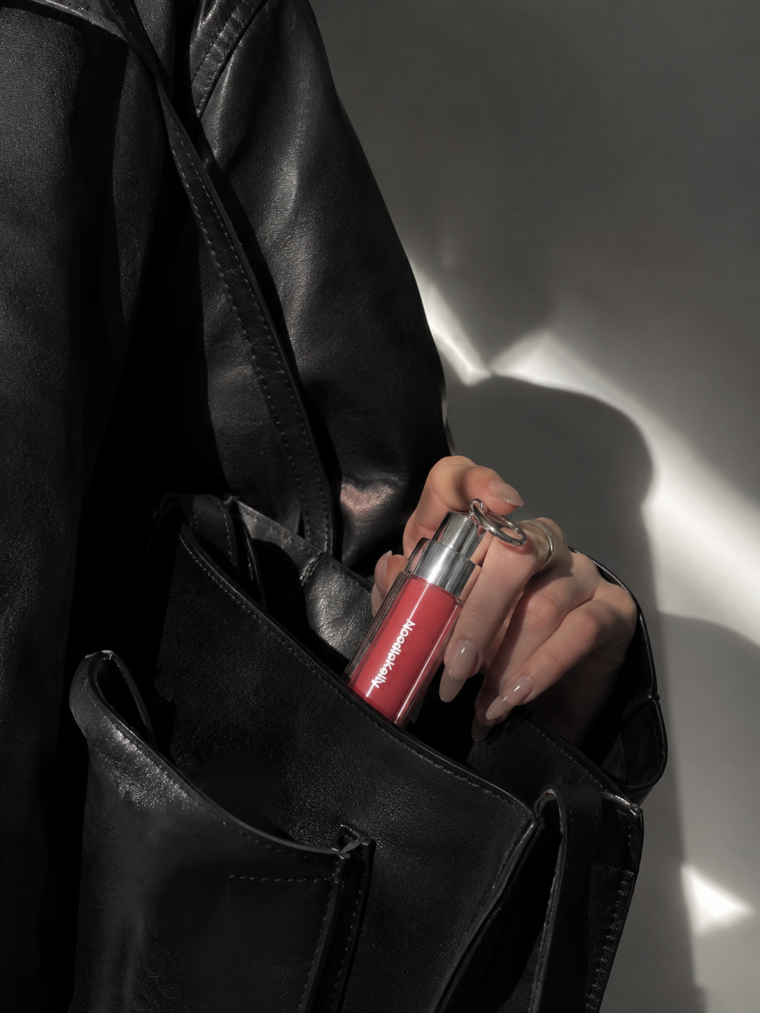 NoodleKelly Sun Kiss Lipgloss